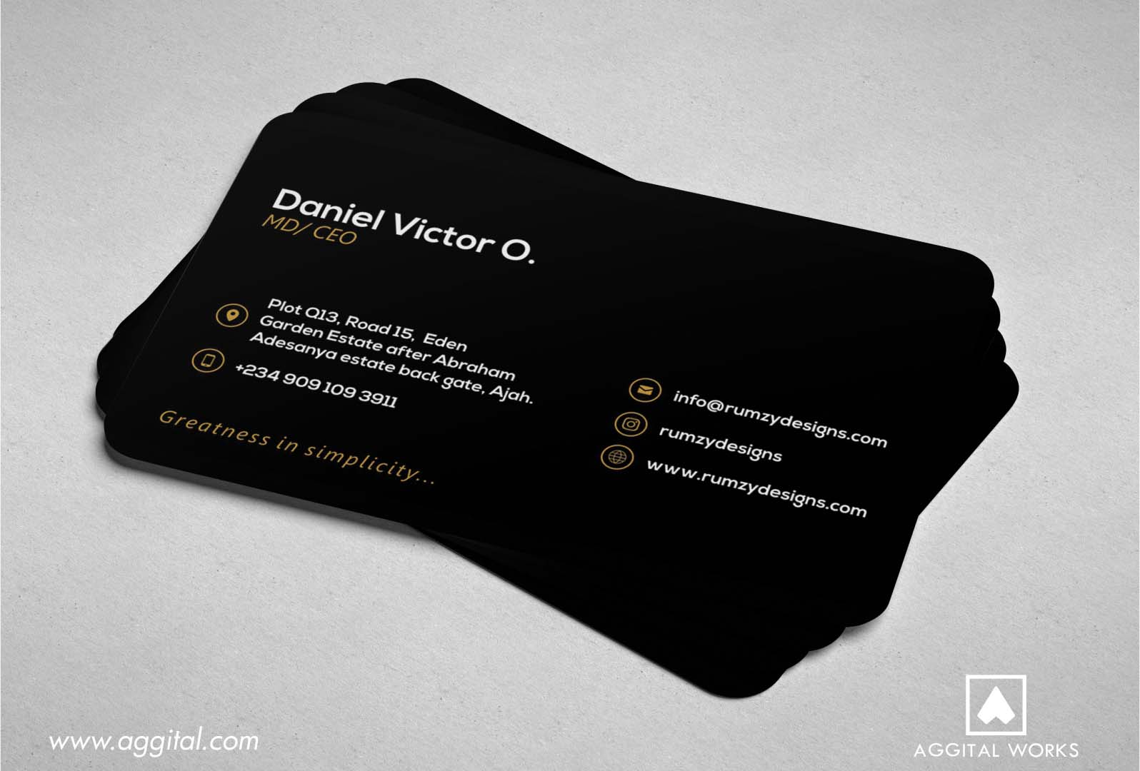 Rumzy Designs – Business Card for a Construction Company.